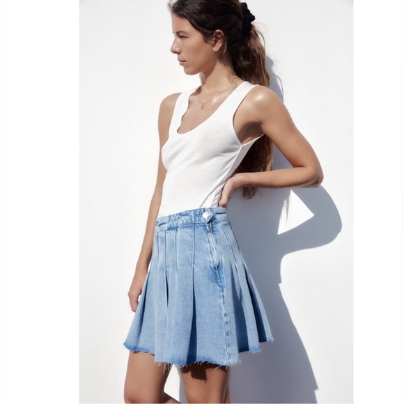 ZARA PLEATED DENIM SKIRT - Picture 8 of 11